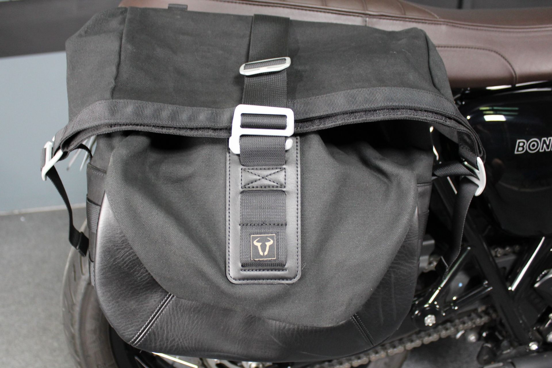 2024 Triumph Bonneville T120 Black in Portland, Oregon - Photo 18