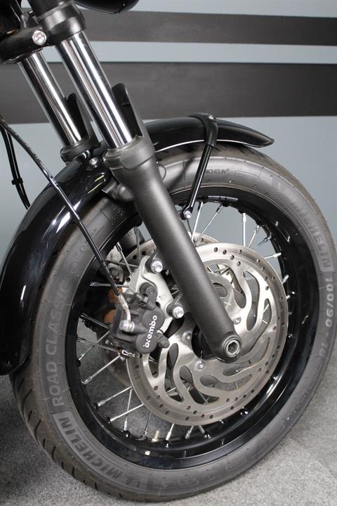 2024 Triumph Bonneville T120 Black in Portland, Oregon - Photo 8