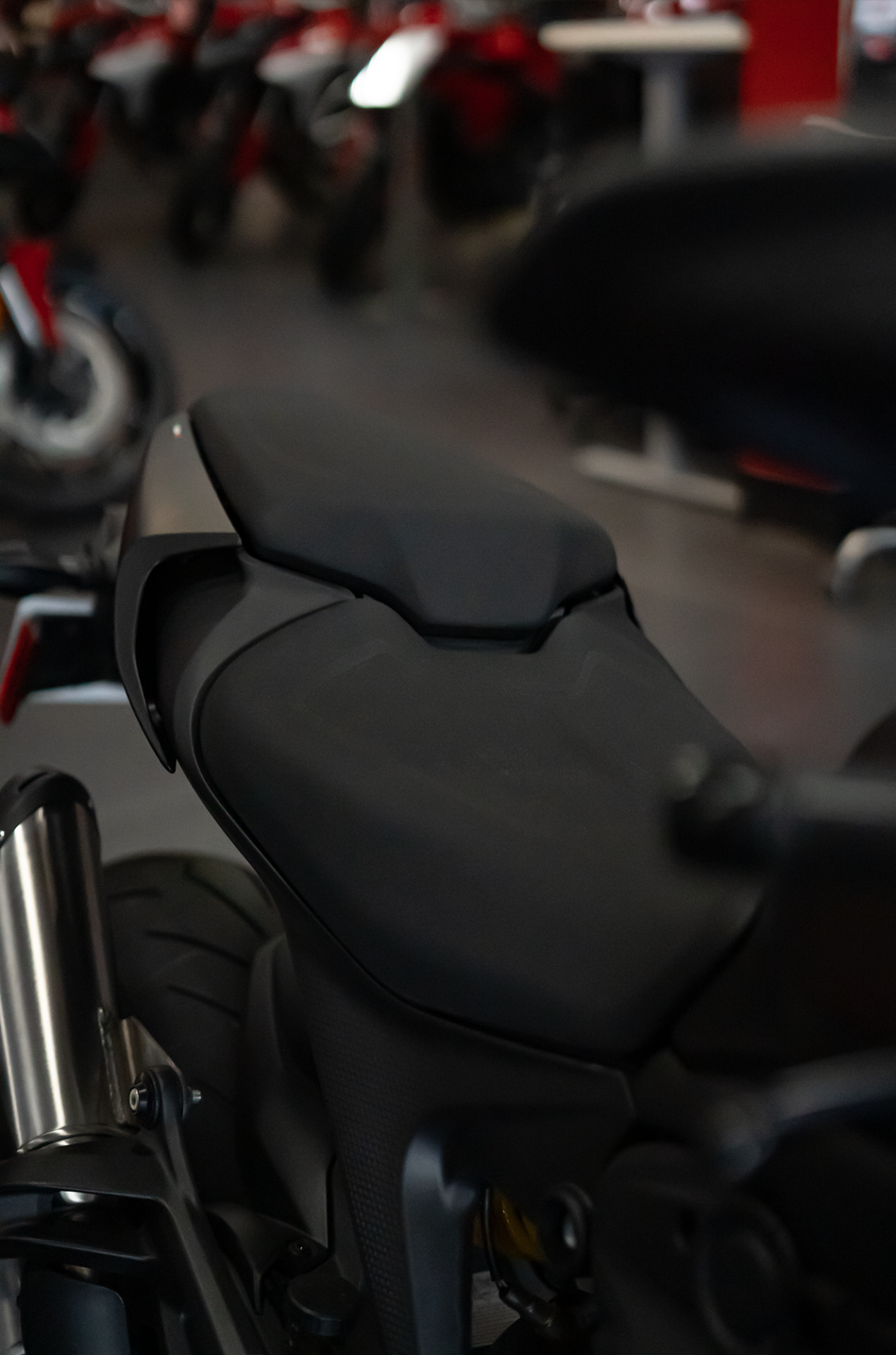 2025 Ducati Monster in Portland, Oregon - Photo 9