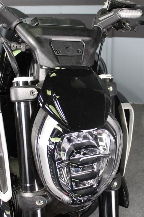 2023 Ducati Diavel V4 in Portland, Oregon - Photo 5