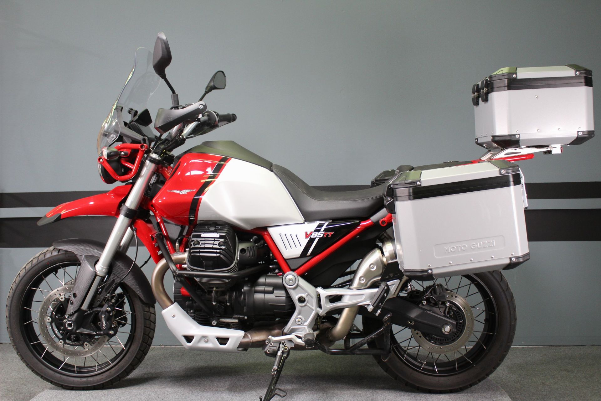 2021 Moto Guzzi V85 TT Adventure E5 in Portland, Oregon - Photo 5