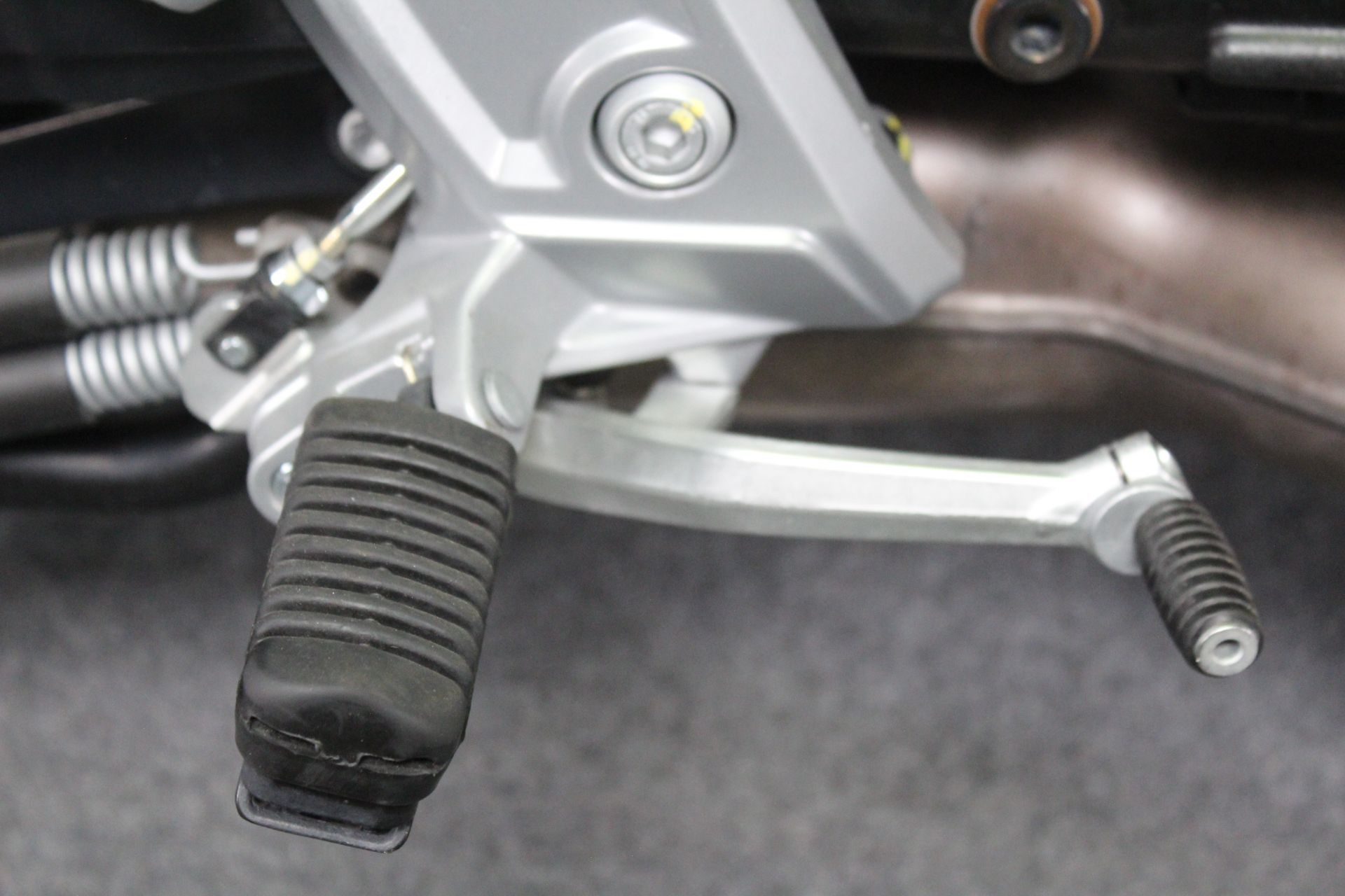 2021 Moto Guzzi V85 TT Adventure E5 in Portland, Oregon - Photo 15