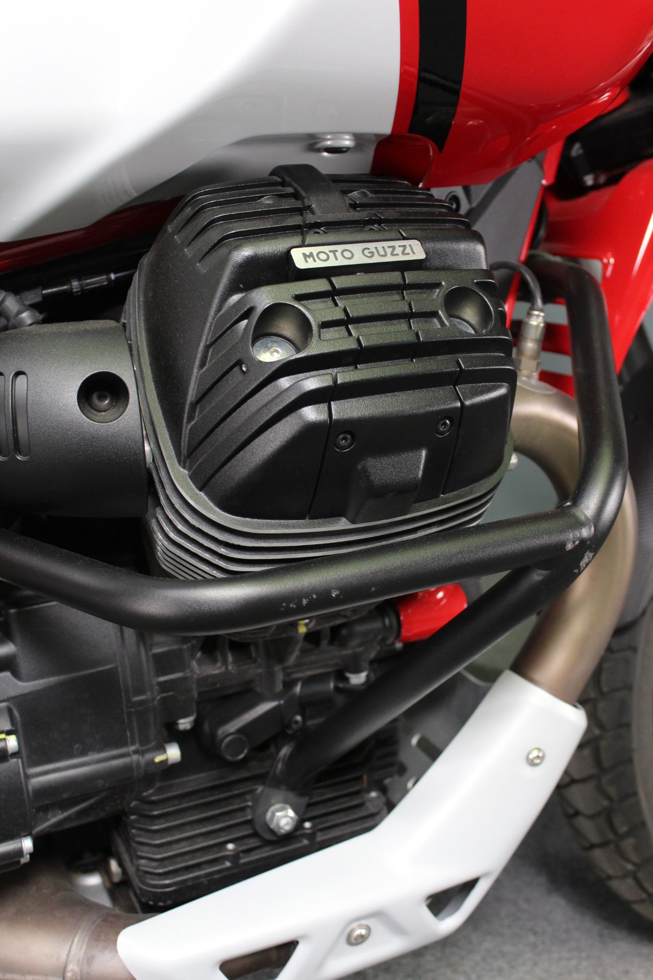 2021 Moto Guzzi V85 TT Adventure E5 in Portland, Oregon - Photo 13