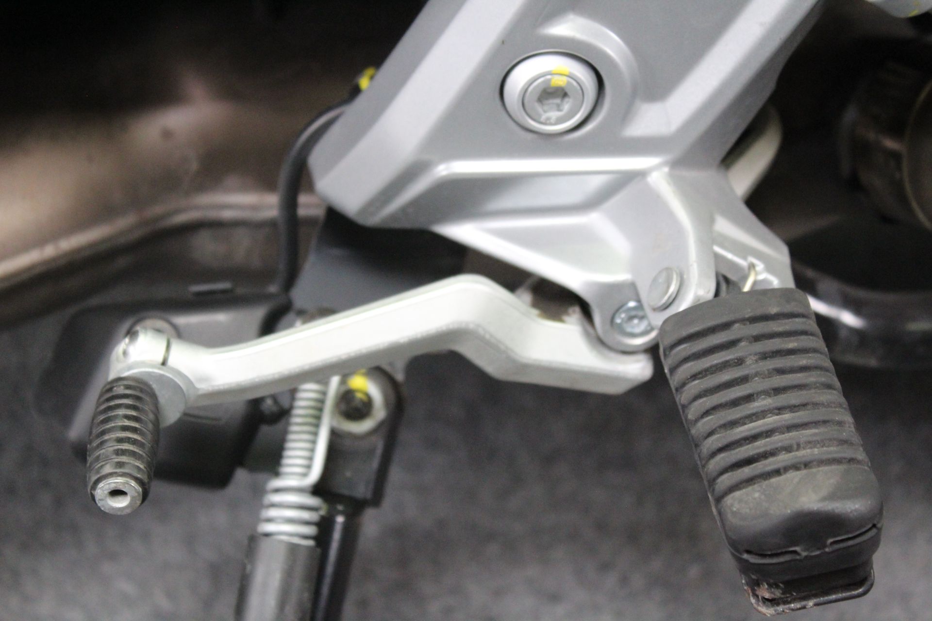 2021 Moto Guzzi V85 TT Adventure E5 in Portland, Oregon - Photo 16