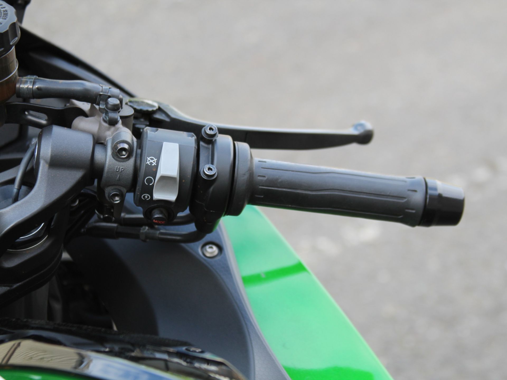 2021 Kawasaki Ninja H2 SX SE+ in Portland, Oregon - Photo 7
