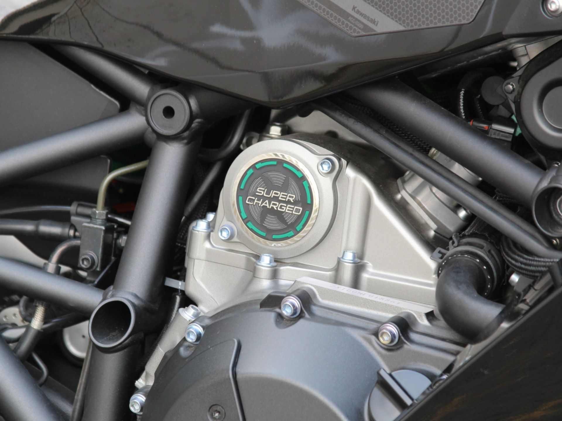 2021 Kawasaki Ninja H2 SX SE+ in Portland, Oregon - Photo 13