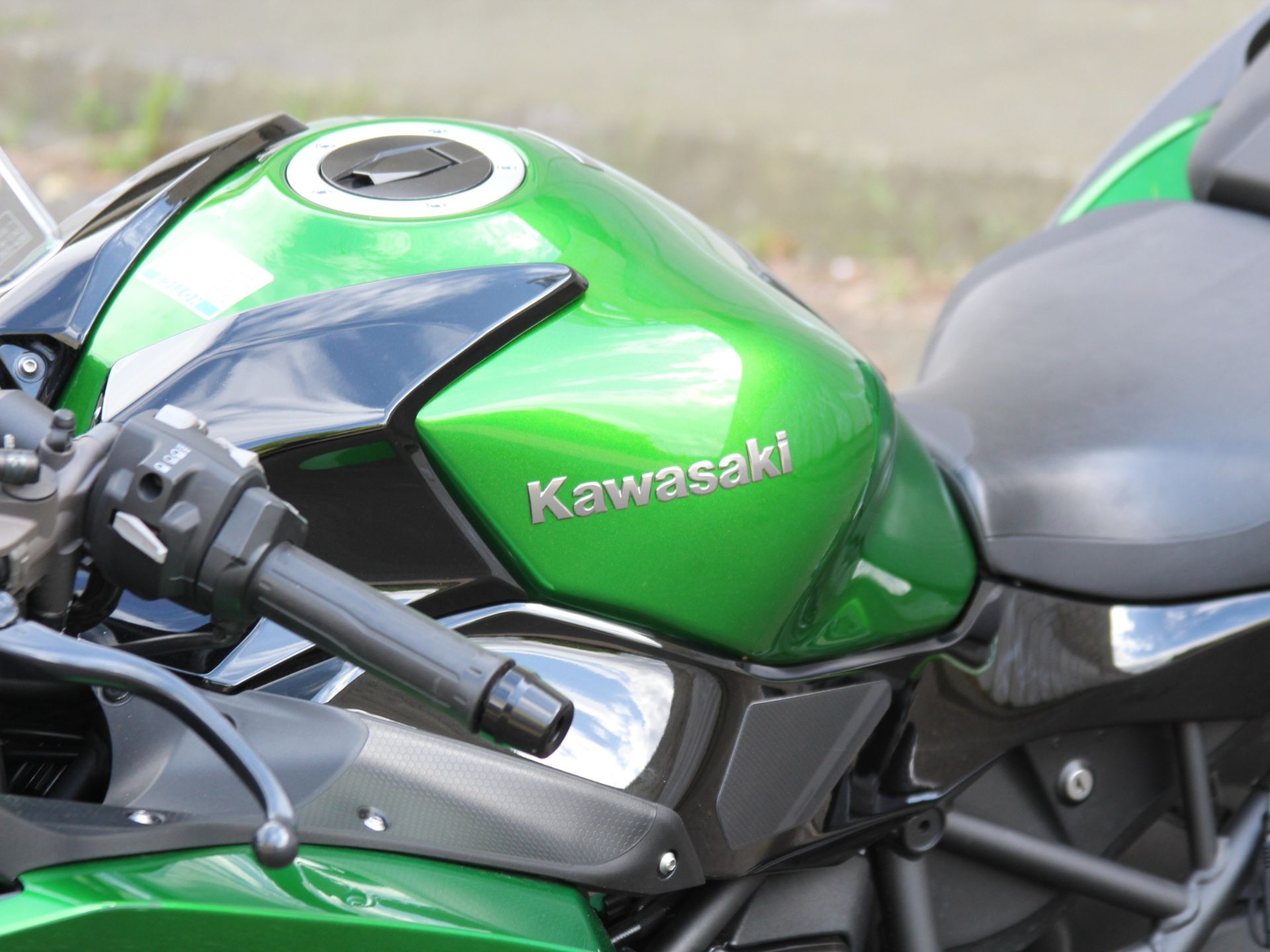 2021 Kawasaki Ninja H2 SX SE+ in Portland, Oregon - Photo 10