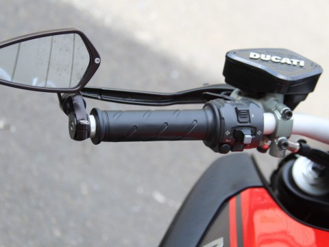 2012 Ducati Diavel Carbon in Portland, Oregon - Photo 11