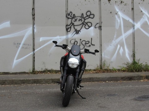 2012 Ducati Diavel Carbon in Portland, Oregon - Photo 7