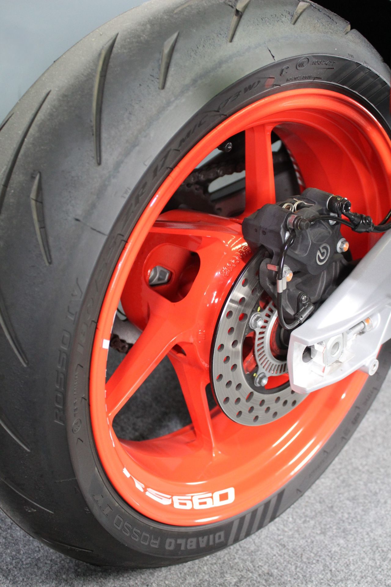 2024 Aprilia RS 660 Extrema in Portland, Oregon - Photo 20