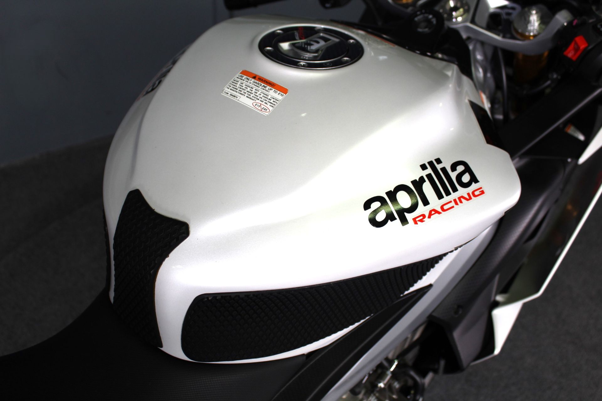 2024 Aprilia RS 660 Extrema in Portland, Oregon - Photo 11