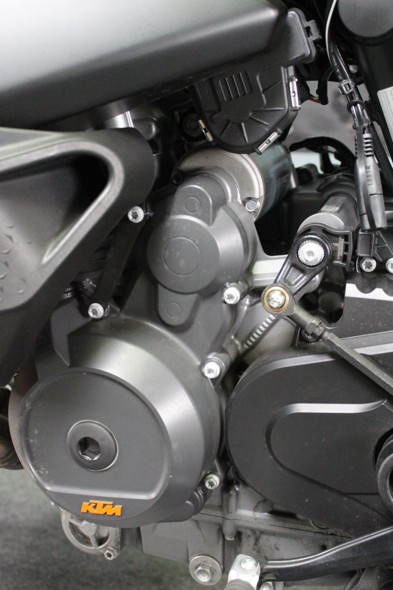 2024 KTM 890 SMT in Portland, Oregon - Photo 13