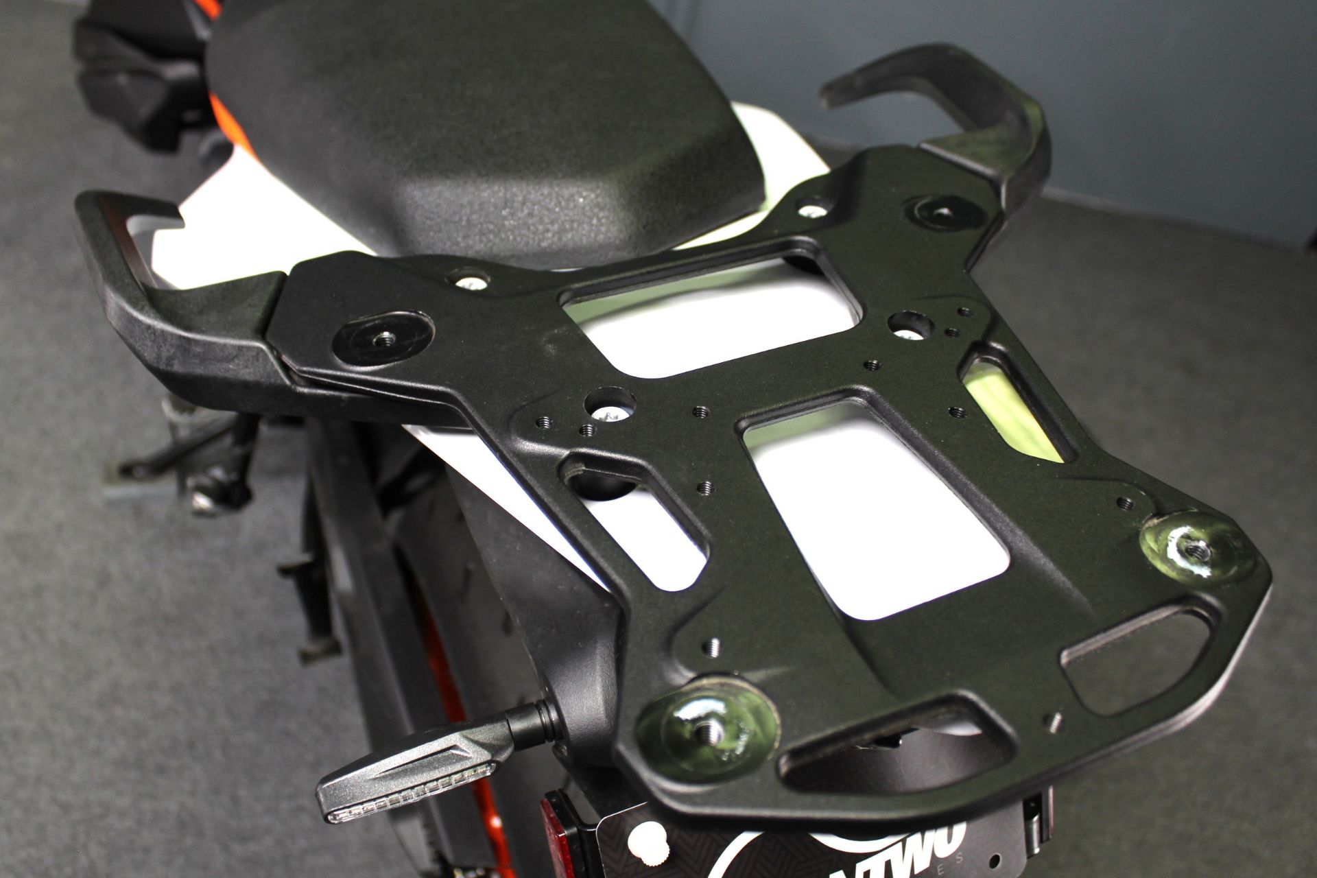 2024 KTM 890 SMT in Portland, Oregon - Photo 18