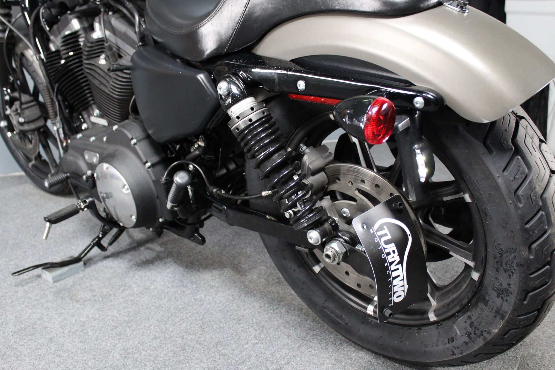 2018 Harley-Davidson Iron 883™ in Portland, Oregon - Photo 14