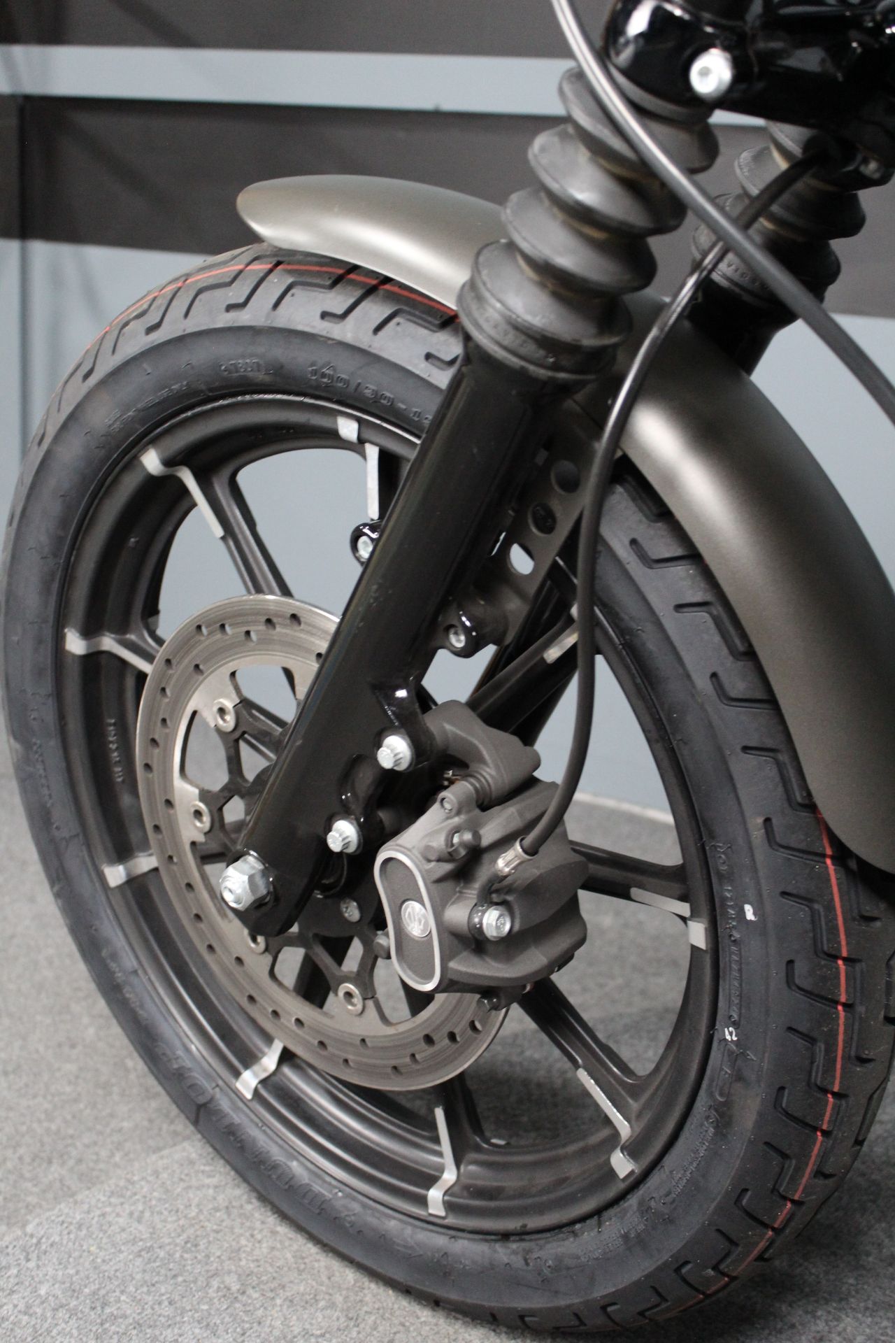 2018 Harley-Davidson Iron 883™ in Portland, Oregon - Photo 7