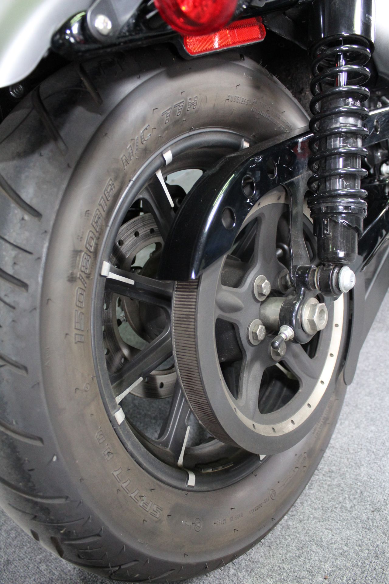 2018 Harley-Davidson Iron 883™ in Portland, Oregon - Photo 19