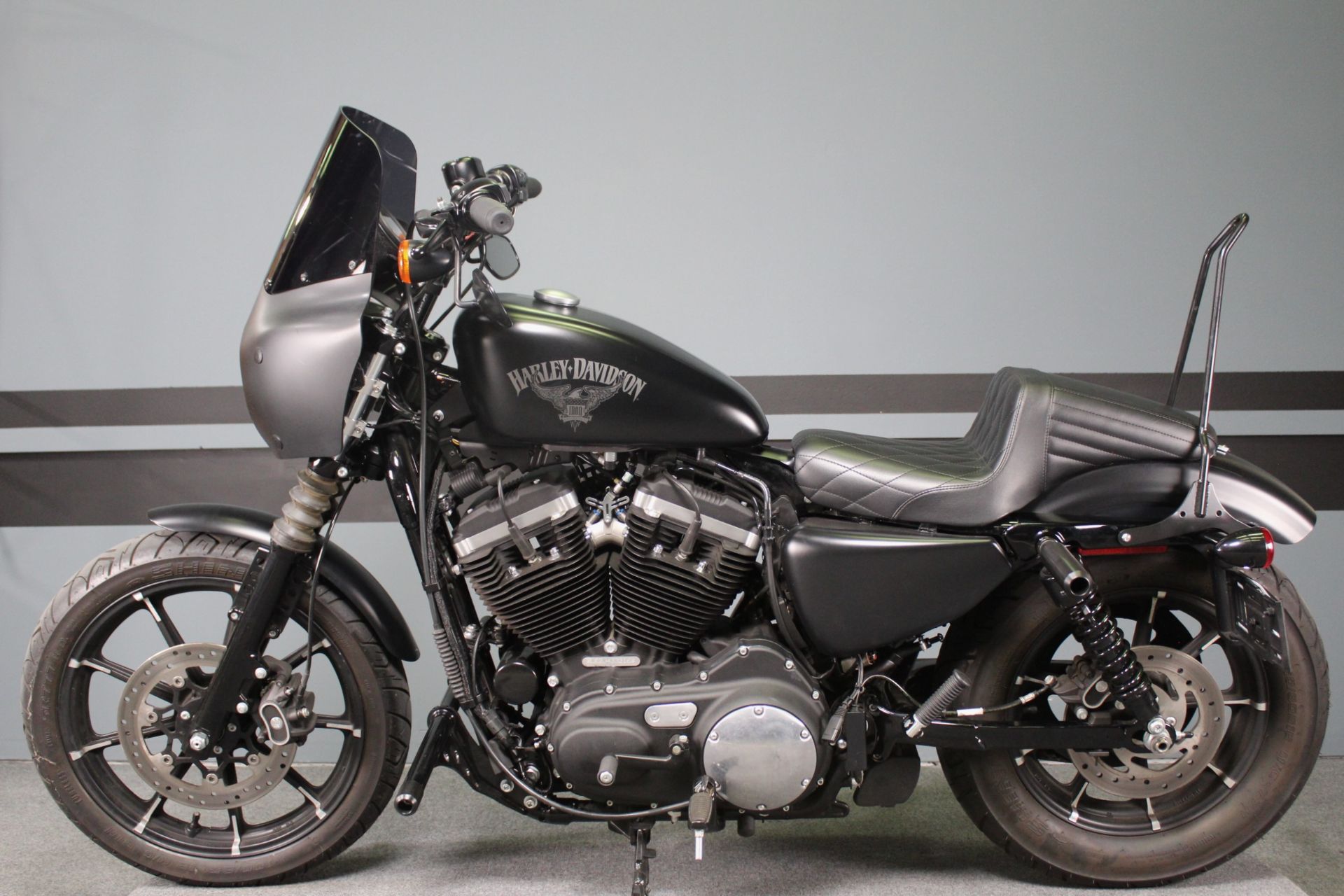 2018 Harley-Davidson Iron 883™ in Portland, Oregon - Photo 4