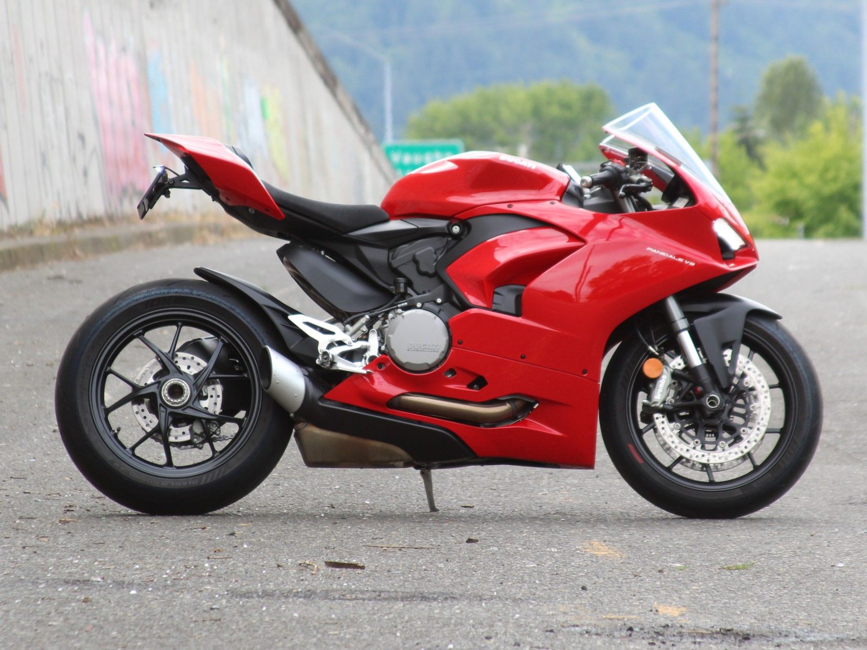 2024 Ducati Panigale V2 in Portland, Oregon - Photo 5