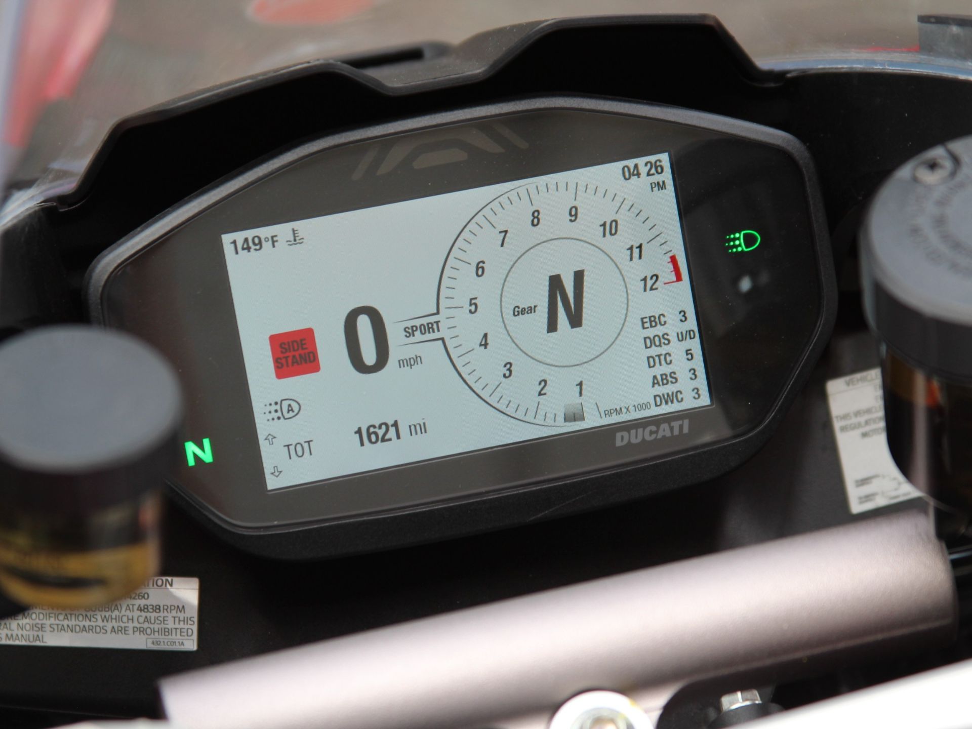2024 Ducati Panigale V2 in Portland, Oregon - Photo 10