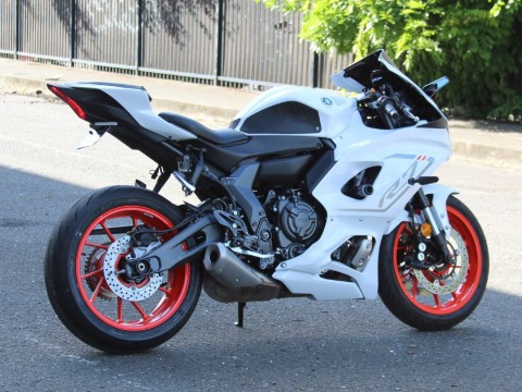 2023 Yamaha YZF-R7 in Portland, Oregon - Photo 4