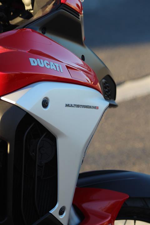 2022 Ducati Multistrada V4 S Travel & Radar Spoked Wheel in Portland, Oregon - Photo 3