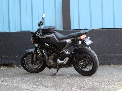 2021 Husqvarna Svartpilen 401 in Portland, Oregon - Photo 3