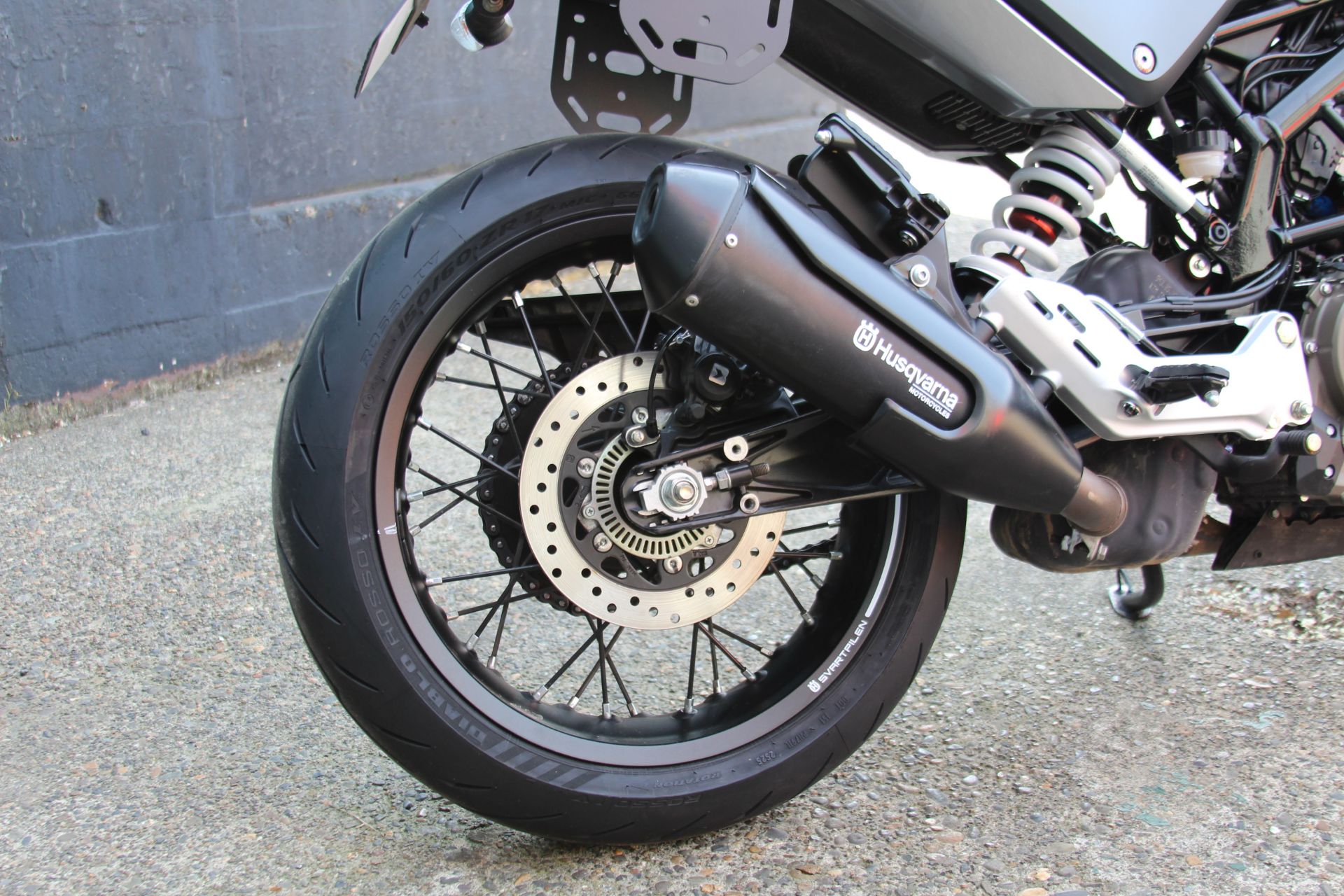 2021 Husqvarna Svartpilen 401 in Portland, Oregon - Photo 6