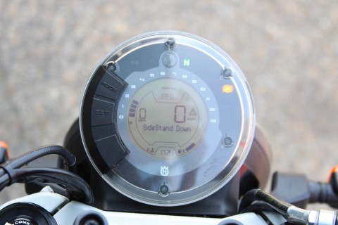 2021 Husqvarna Svartpilen 401 in Portland, Oregon - Photo 11