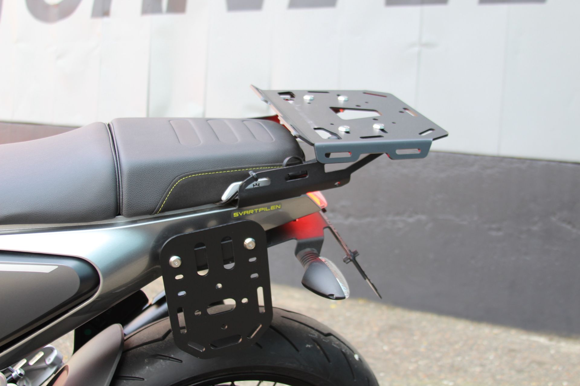 2021 Husqvarna Svartpilen 401 in Portland, Oregon - Photo 14