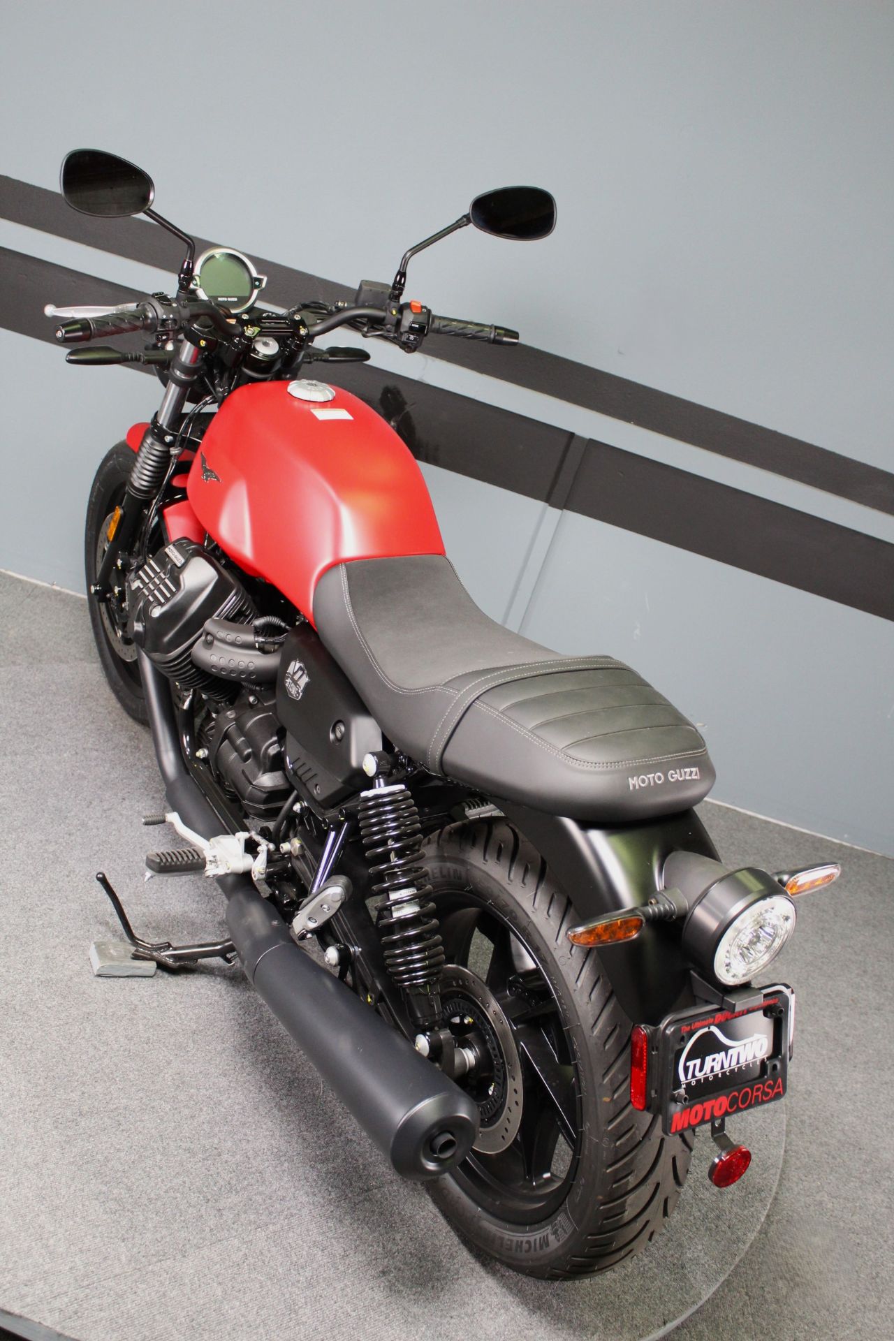 2023 Moto Guzzi V7 Stone in Portland, Oregon - Photo 3