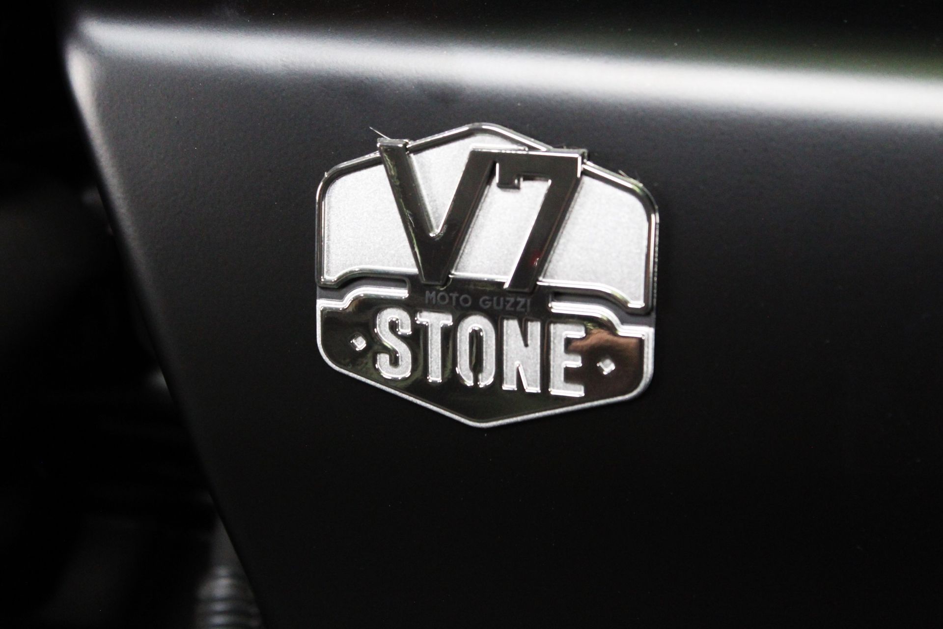 2023 Moto Guzzi V7 Stone in Portland, Oregon - Photo 7