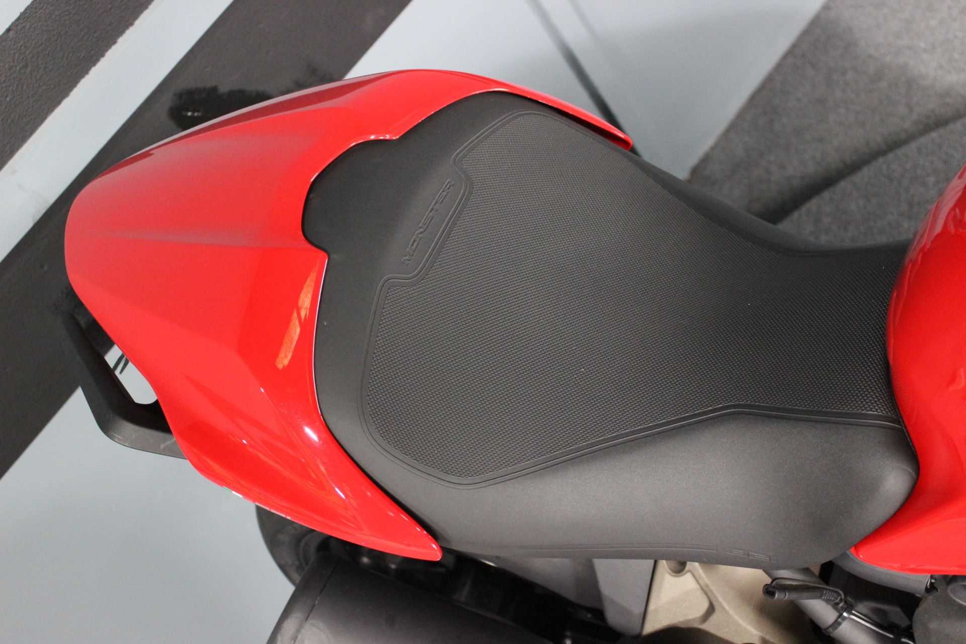 2017 Ducati Monster 821 in Portland, Oregon - Photo 16