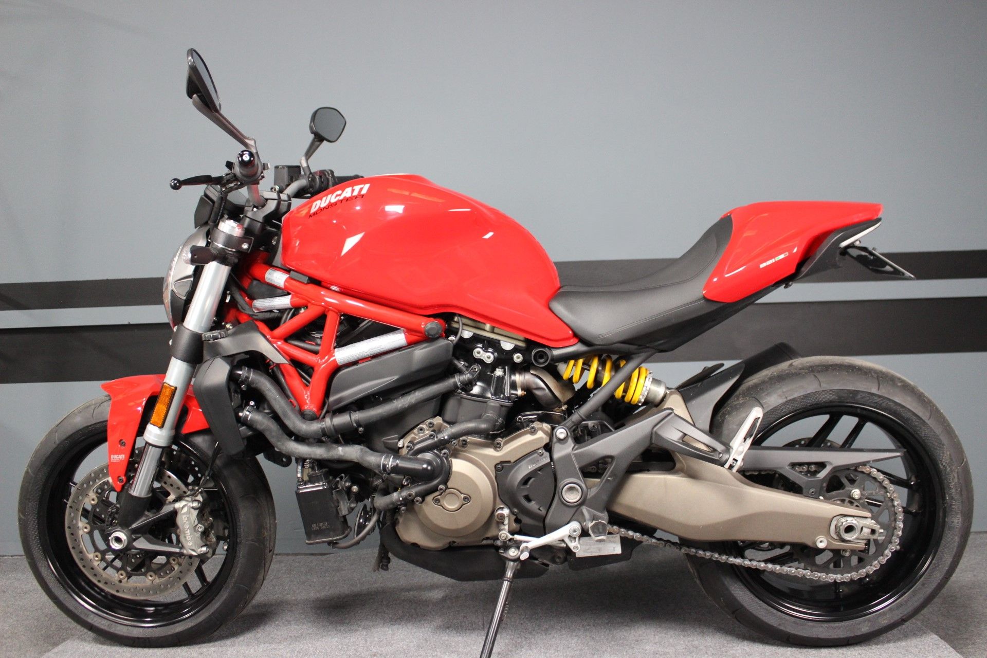 2017 Ducati Monster 821 in Portland, Oregon - Photo 4