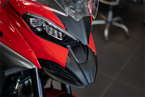 2025 Ducati Multistrada V4 in Portland, Oregon - Photo 7