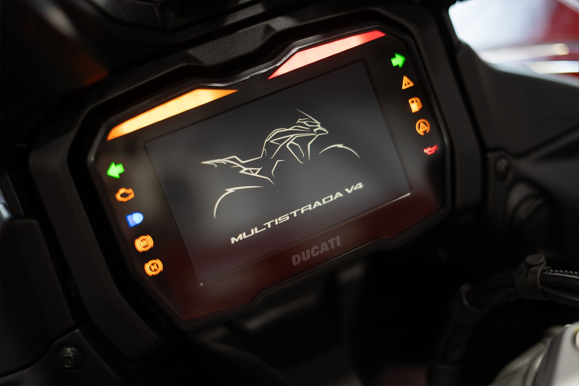 2025 Ducati Multistrada V4 in Portland, Oregon - Photo 6
