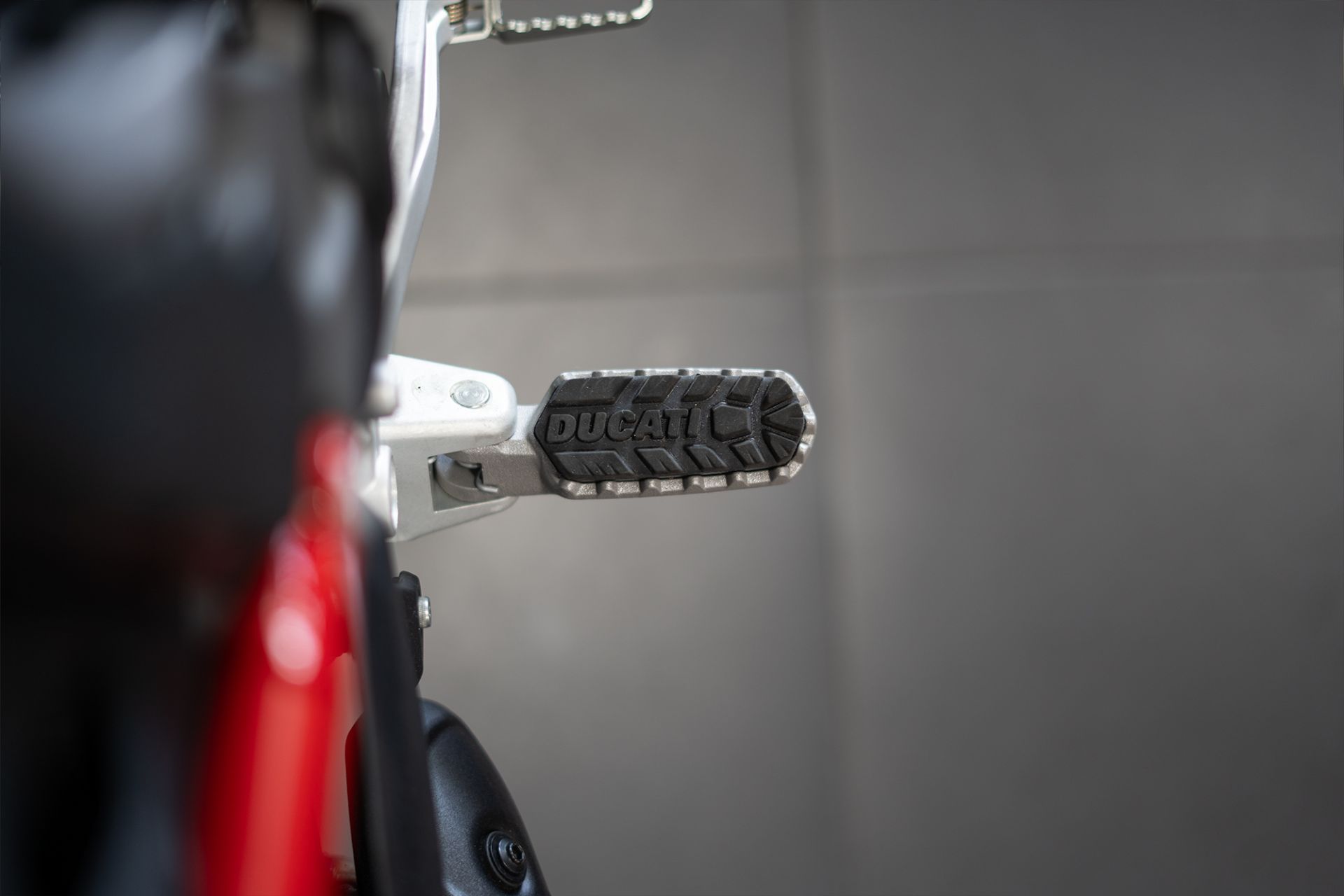2025 Ducati Multistrada V4 in Portland, Oregon - Photo 8