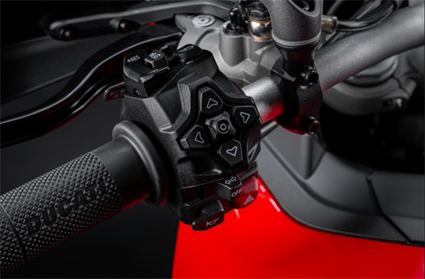 2025 Ducati Multistrada V2 in Portland, Oregon - Photo 7