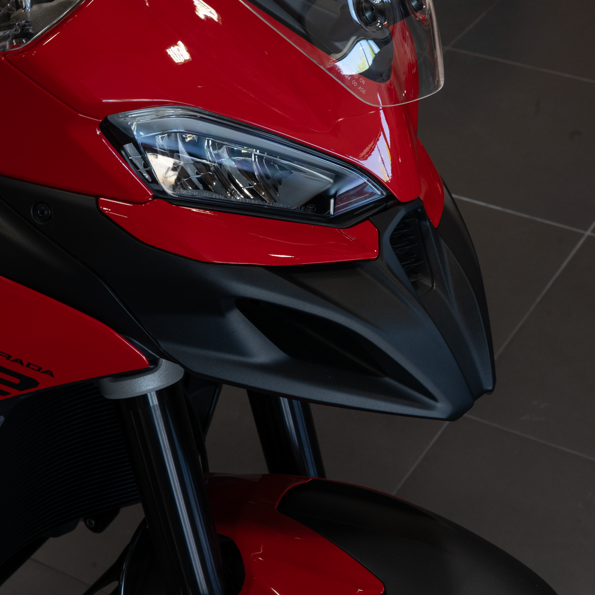 2025 Ducati Multistrada V2 in Portland, Oregon - Photo 9