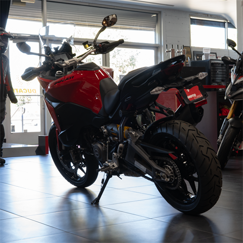 2025 Ducati Multistrada V2 in Portland, Oregon - Photo 11