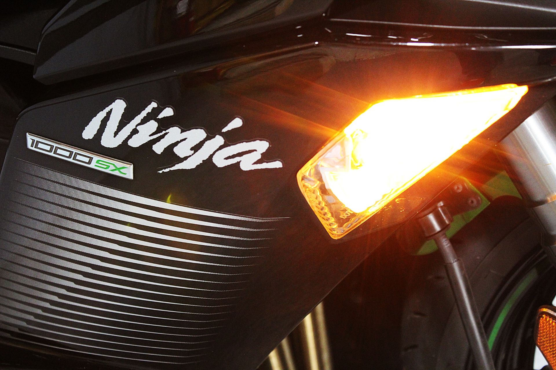 2023 Kawasaki Ninja 1000SX in Portland, Oregon - Photo 5