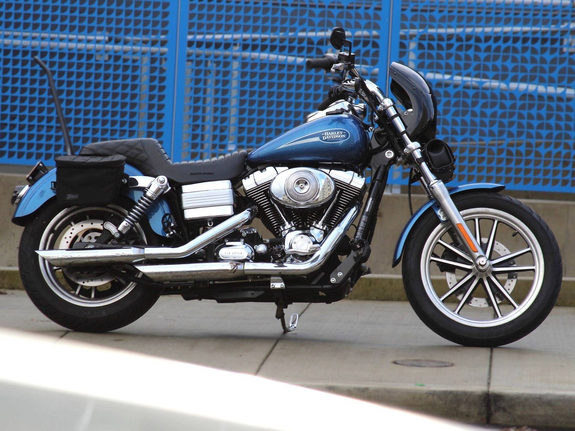 2006 Harley-Davidson Dyna™ Low Rider® in Portland, Oregon - Photo 1