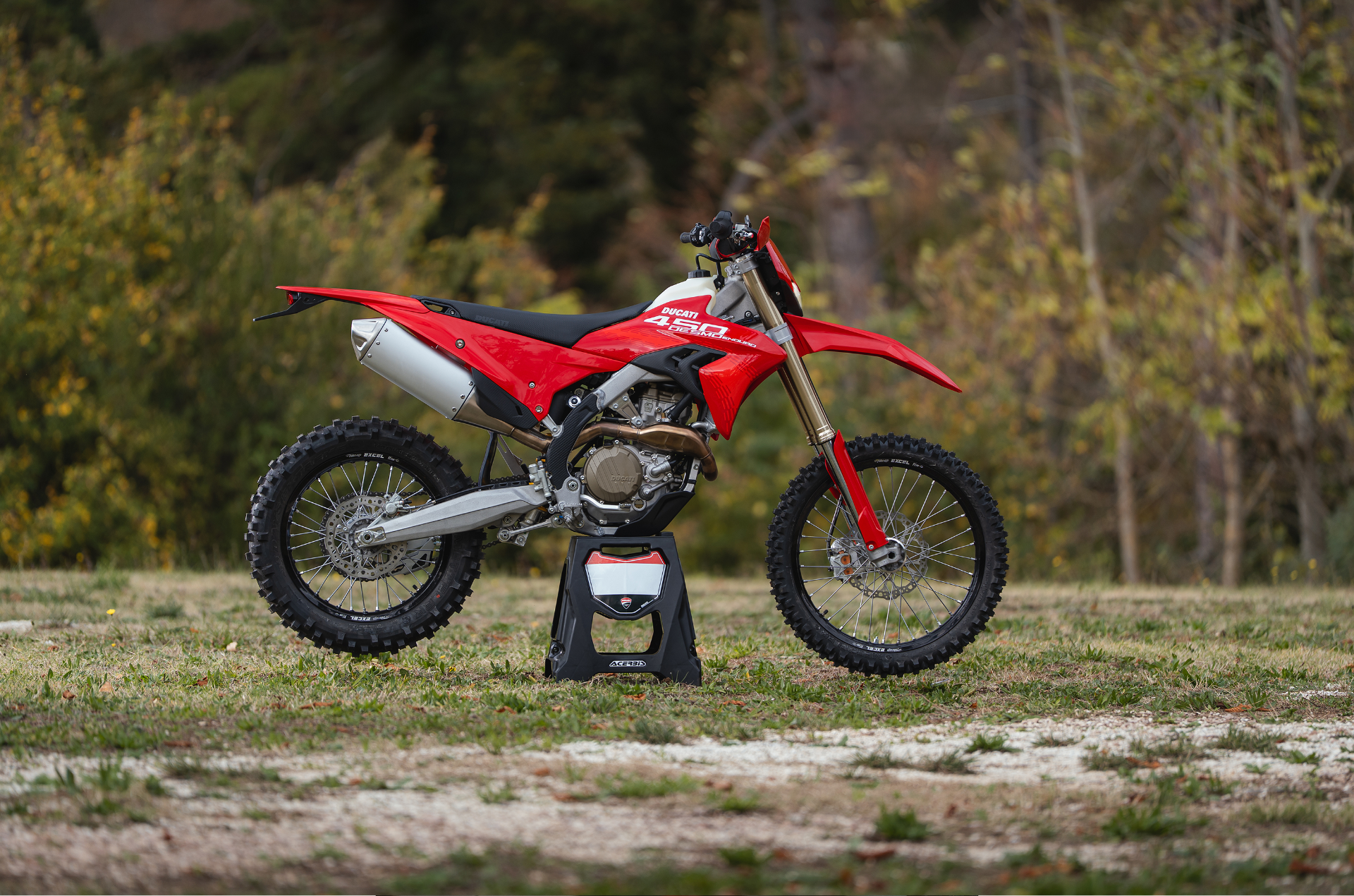 2025 Ducati Desmo450 Enduro in Portland, Oregon - Photo 6