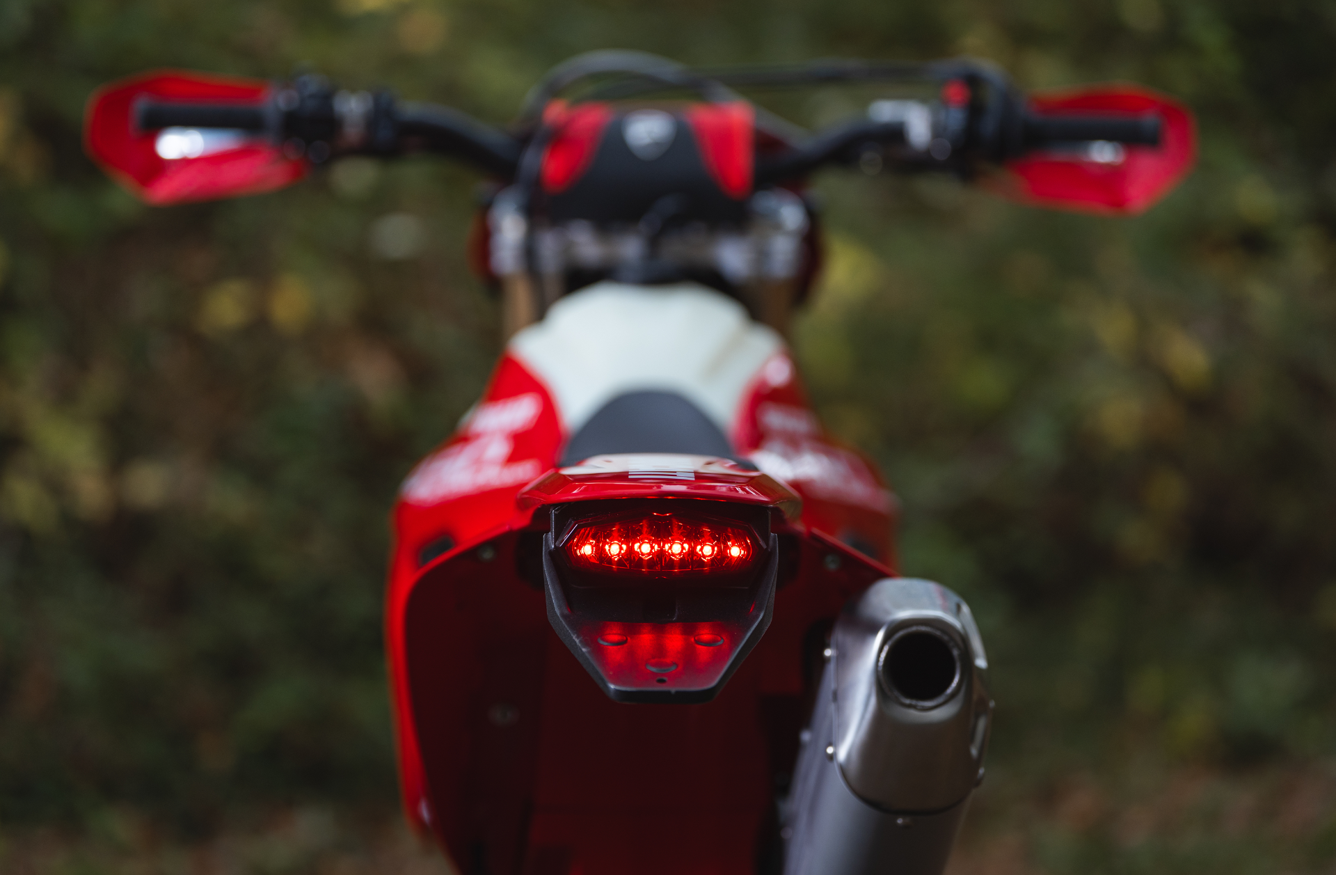 2025 Ducati Desmo450 Enduro in Portland, Oregon - Photo 11