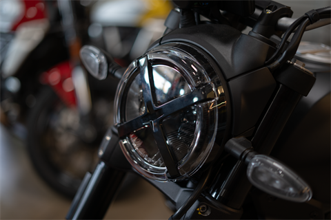 2025 Ducati Scrambler Icon Dark in Portland, Oregon - Photo 2