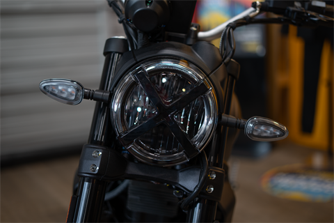 2025 Ducati Scrambler Icon Dark in Portland, Oregon - Photo 2