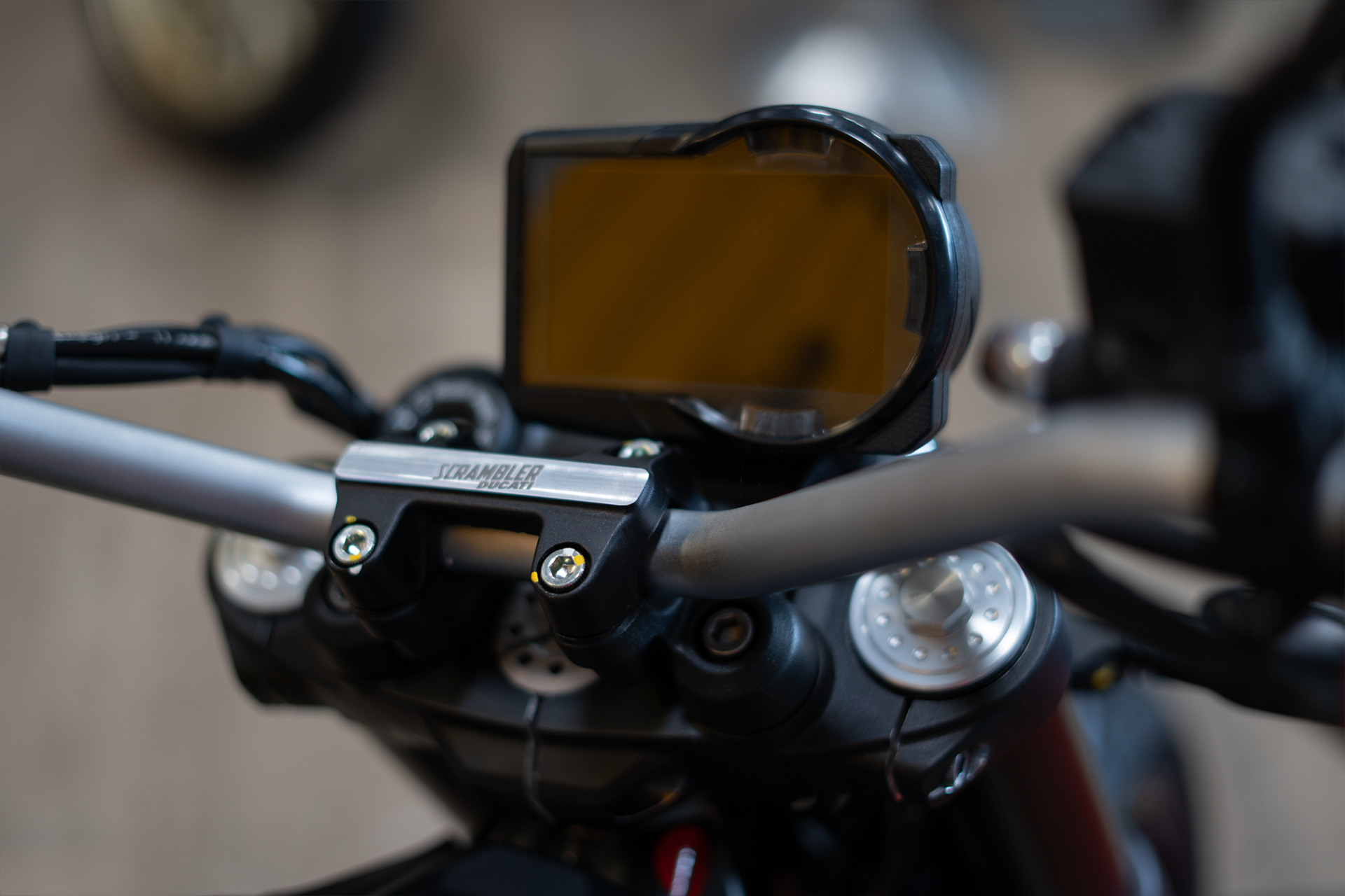 2025 Ducati Scrambler Icon Dark in Portland, Oregon - Photo 5