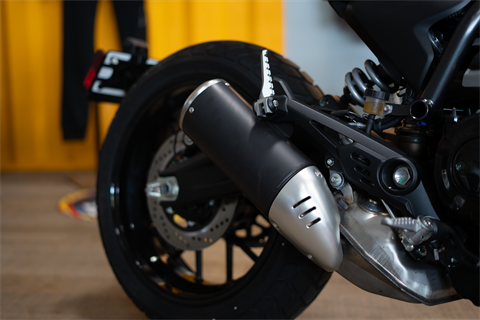 2025 Ducati Scrambler Icon Dark in Portland, Oregon - Photo 7