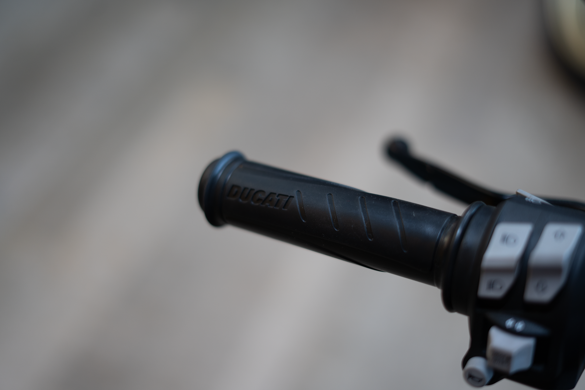 2025 Ducati Scrambler Icon Dark in Portland, Oregon - Photo 5