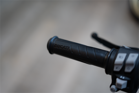 2025 Ducati Scrambler Icon Dark in Portland, Oregon - Photo 5