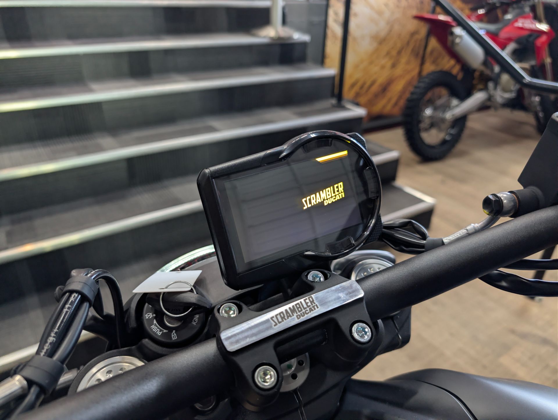 2025 Ducati Scrambler Icon Dark in Portland, Oregon - Photo 5